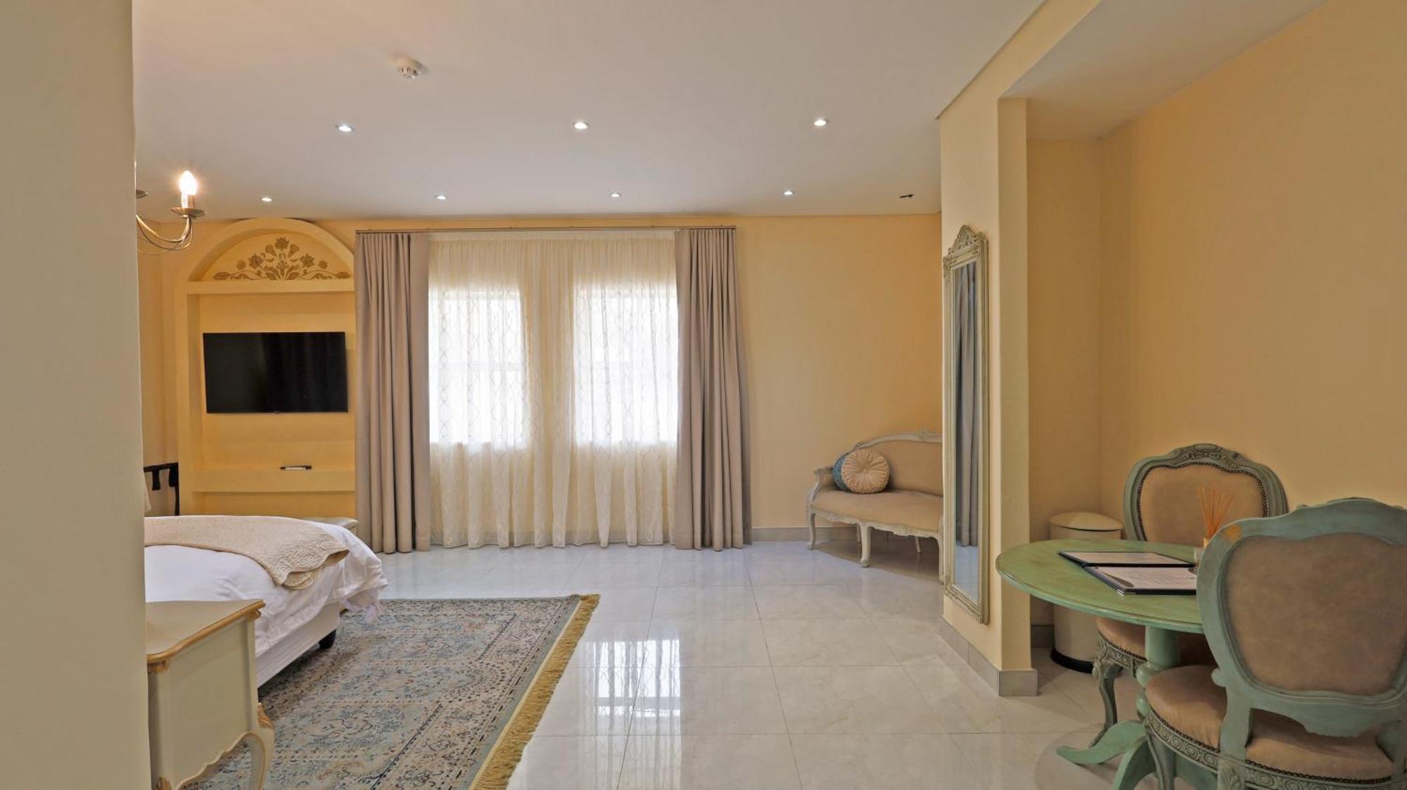 Qurtuba Hotel And Spa Sandown Exterior photo